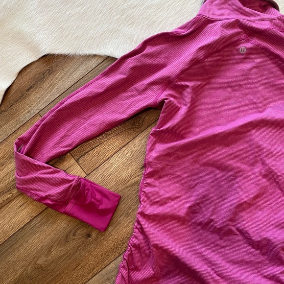 Lululemon Kriss Cross 1/2 Zip Women's 8 Pink Striped Performance Pullover Top - Picture 9 of 11